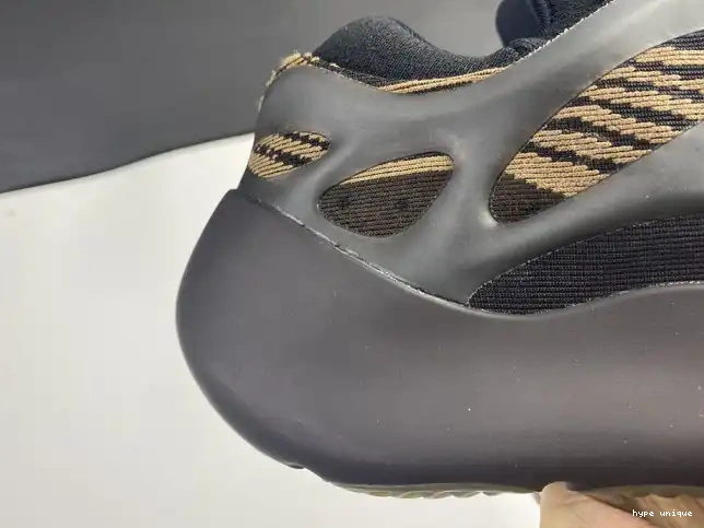 hype GY0189 V3 700 ADIDAS YEEZY 0506